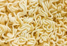 Salmonella, focolaio in Europa: a causarlo forse noodles aromatizzati
