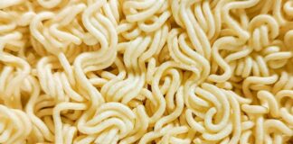Salmonella, focolaio in Europa: a causarlo forse noodles aromatizzati