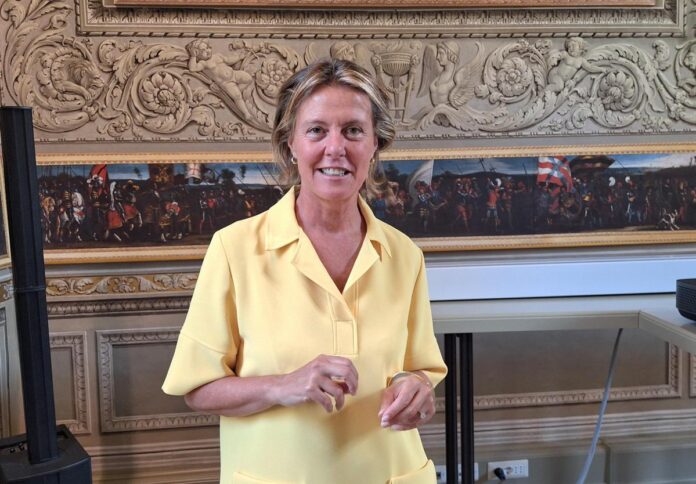 Salute, Lorenzin (Health&Science): “Priorità gestire impatto social su benessere giovani”