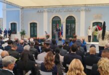 Scontro tra treni ad Andria, Mattarella a cerimonia per decennale: commozione tra parenti vittime