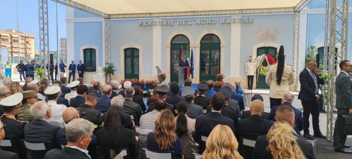 Scontro tra treni ad Andria, Mattarella a cerimonia per decennale: commozione tra parenti vittime
