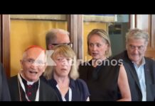 Sharon Stone e Romano Prodi, un duo inaspettato al Campidoglio