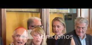 Sharon Stone e Romano Prodi, un duo inaspettato al Campidoglio