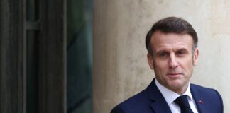 Siria, media: “Esplosioni vicino a hotel dove alloggia Macron a Damasco”