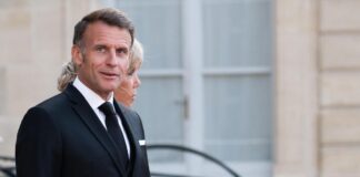 Social, Francia vieta accesso agli under 15: è la prima in Europa