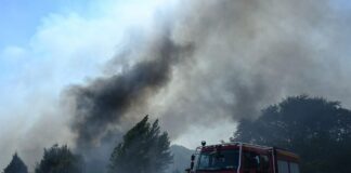 Spagna, 12 persone morte a causa di un incendio nel sud-est: alcune vittime trovate nelle auto