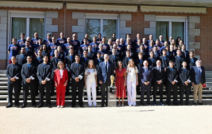 Spagna ricevuta da re Felipe VI: “Il vostro un trionfo epico”