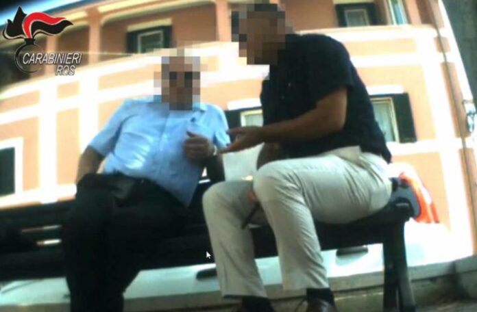 Spionaggio, ex 007 arrestati rispondono a gip. Difensore: “Nessun segreto rivelato”