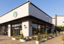 Starbucks® apre a Valmontone outlet e inaugura una nuova Coffee Experience