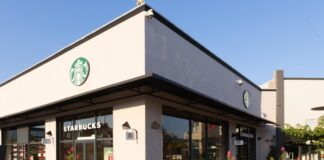 Starbucks® apre a Valmontone outlet e inaugura una nuova Coffee Experience