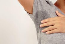 Svelato l’interruttore genetico che fa sudare troppo, nuove speranze per l’iperidrosi