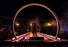 The Weeknd, la prima notte a San Siro è un’odissea nel pop futuristico