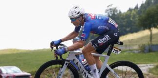 Tour de France, Philipsen vince la 17/a tappa a Pogacar sempre in maglia gialla