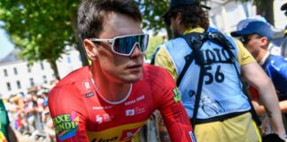 Tour de France, Waerenskjold vince allo sprint l’undicesima tappa e Pogacar resta in maglia gialla