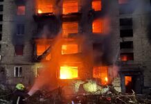 Ucraina, Russia attacca Kiev con missili e droni: 8 morti
