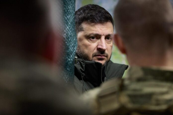 Ucraina, soccorso dei Volenterosi a Zelensky. Meloni: “Invieremo generatori per l’inverno”