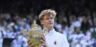 Wimbledon, Sinner show a cena dei vincitori: “Sono brillo, ho fallito esame della patente”