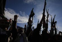 Yemen, Houthi attaccano forze governative: 45 morti
