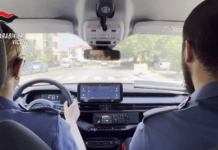 “Sono un Carabiniere”: anziani consegnano gioielli per 50 mila euro, ma il truffatore viene arrestato falso Carabiniere