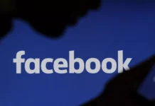 Presunte violenze organizzate via social, Ghiotto: «Vicenza verifica con le autorità» Presunte violenze via social, immagine neutra di uno smartphone con applicazioni social