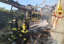 Incendio nell’ex Lanerossi di Dueville, fiamme spente ieri sera, in corso di accertamento le cause, esclusa la dolosità lanerossi dueville incendio