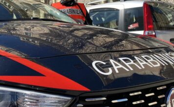 Aggredisce donna con acido su commissione: arrestato 22enne a Venezia, con sè aveva 3.500 euro