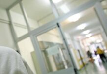 Aggressione a Fossacesia, avviato accertamento morte cerebrale per 50enne che aveva difeso il figlio durante una lite
