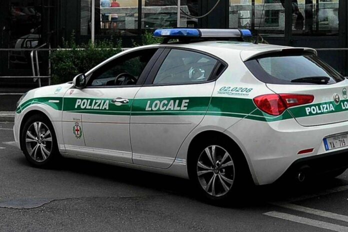 Aggressioni e minacce di morte alla moglie: “Se mi denunci faccio una strage”