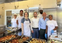 Albergo cittadino di San Marco, pranzo di Ferragosto anticipato: a tavola anche Possamai e Tosetto Albergo cittadino san marco vicenza pranzo possamai tosetto