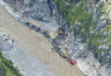 Alluvione in Nepal, oltre 900 morti. 933 lavoratori intrappolati in tunnel di sistemi idroelettrici