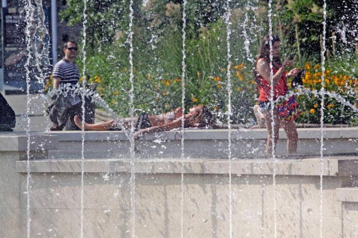 Ancora caldo e afa fino a Ferragosto, poi la svolta attesa: temporali e aria più fresca in arrivo