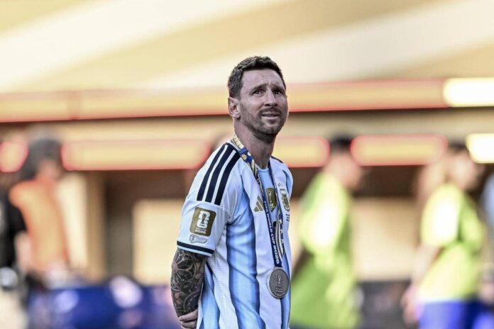 Argentina, Messi lascia la Nazionale: “È il momento giusto, sono svuotato”