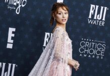 Ariana Grande si prende una pausa, la decisione dopo le critiche sul fisico