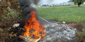 Arzignano, brucia rifiuti abbandonati: denunciato un 69enne Arzignano rifiuti bruciati