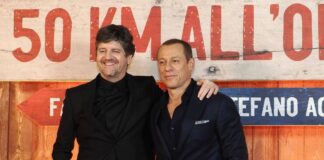 Ascolti tv 19 agosto, il film ’50 km all’ora’ su Canale 5 vince in prime time con uno share del 15,5%