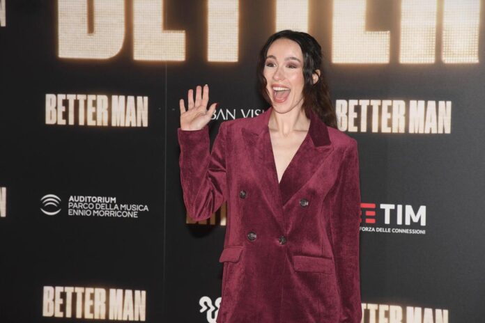 Aurora Ramazzotti cambia (di nuovo) casa a Milano: “Spese insostenibili”