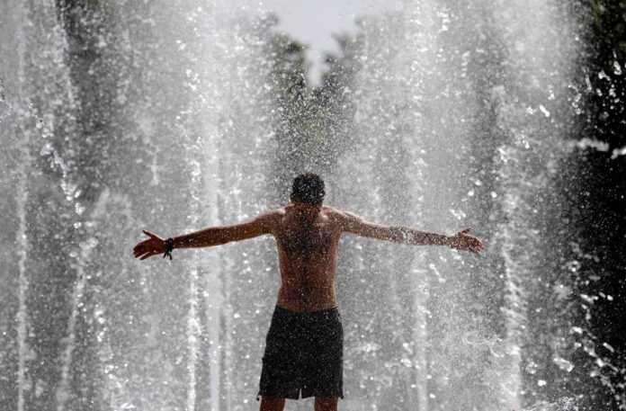 Caldo record, solo due bollini rossi a Ferragosto: poi temporali e temperature in calo