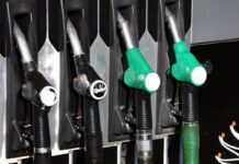Caro carburanti, prezzo medio self benzina a 2,155 euro e gasolio a 2,340