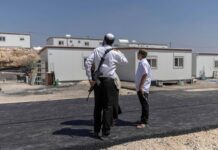 Cisgiordania, coloni assediano case palestinesi a Qusra. Ambasciatore Huckabee: “Atto di terrorismo”