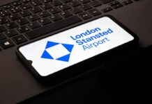 Cyberattacco aeroporti nel Regno Unito, hacker chiedono un riscatto