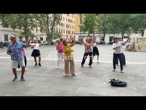 Da piazza Testaccio a “Ballando con le stelle”, l’appello dei ballerini 70enni