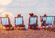 Dalle bollette alle vacanze, dal carburante al gelato: quanto ci costa agosto 2026