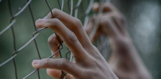 Detenuto evade dal circuito di alta sicurezza del carcere di Augusta: ricerche in corso