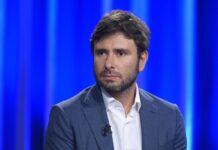 Di Battista ricoverato a Cuba, le reazioni. Da Crosetto a Mannoia: “Forza Ale”