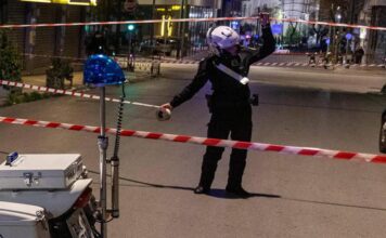 Donna uccisa, fatta a pezzi e messa in una valigia: arrestato 26enne ad Atene