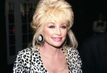 E’ morta Dolly Parton, la star della musica country aveva 80 anni
