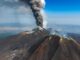 Eruzione Etna, voli in arrivo sospesi fino alle 12 all’aeroporto di Catania