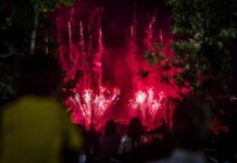 Fuochi d’artificio non fanno dormire una famiglia: “Siamo insonni, non ce la facciamo più”