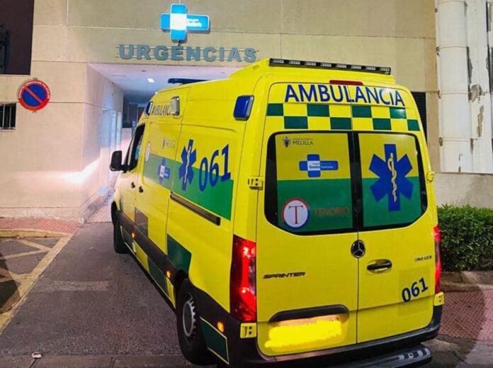 Guida un’ambulanza e lavora sei giorni al mese: “Guadagno 2300 euro”