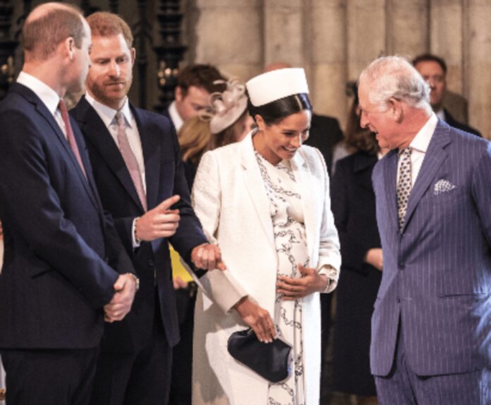 Harry e Meghan tornano nel Regno Unito, la decisione ‘spiazza’ Re Carlo: cosa è successo